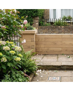 Pillared Retaining Wall / 5.55 x 0.65m