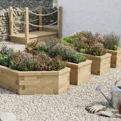 Three Tree Garden Planter / 3.3 x 1.95 x 0.45 m