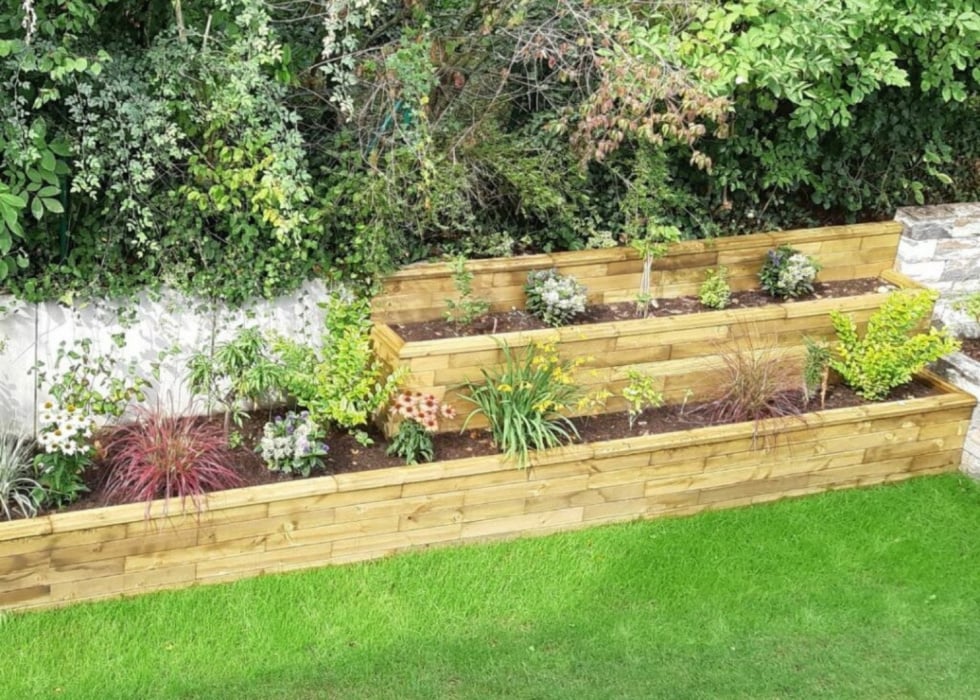 Garden Retaining Wall / Design Your Length & Shape