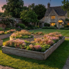 Surround Kerbing with Centerpiece / 6.675m x 6.4m x 0.45m