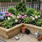 Corner Herb Garden Planter / 1.5 x 0.75 x 0.35m