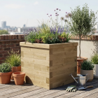 Large Wooden Cubic Garden Planter / 0.75 x 0.75 x 0.75m