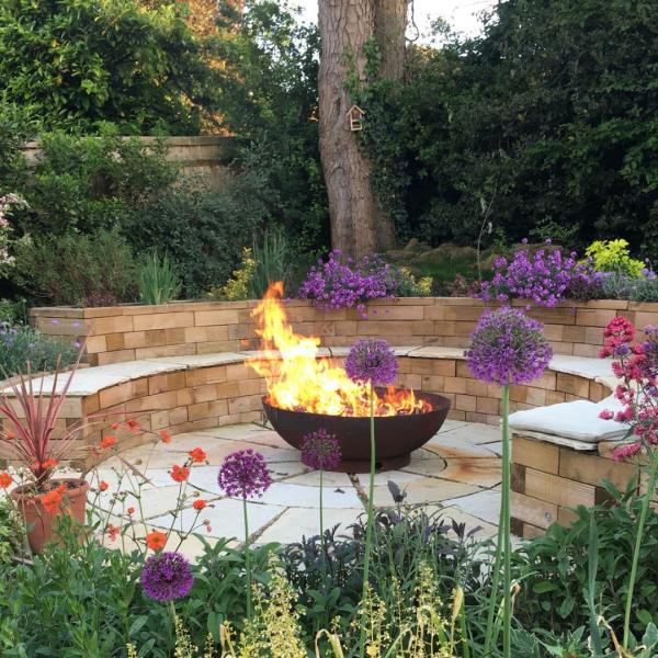 Garden fire pit ideas using WoodBlocX