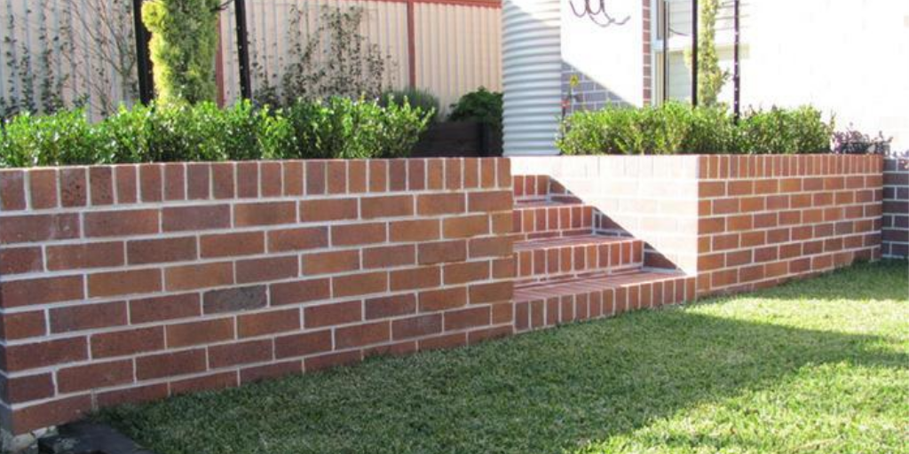 Highland Beach Retaining Wall and Garden Wall Construction Near Me