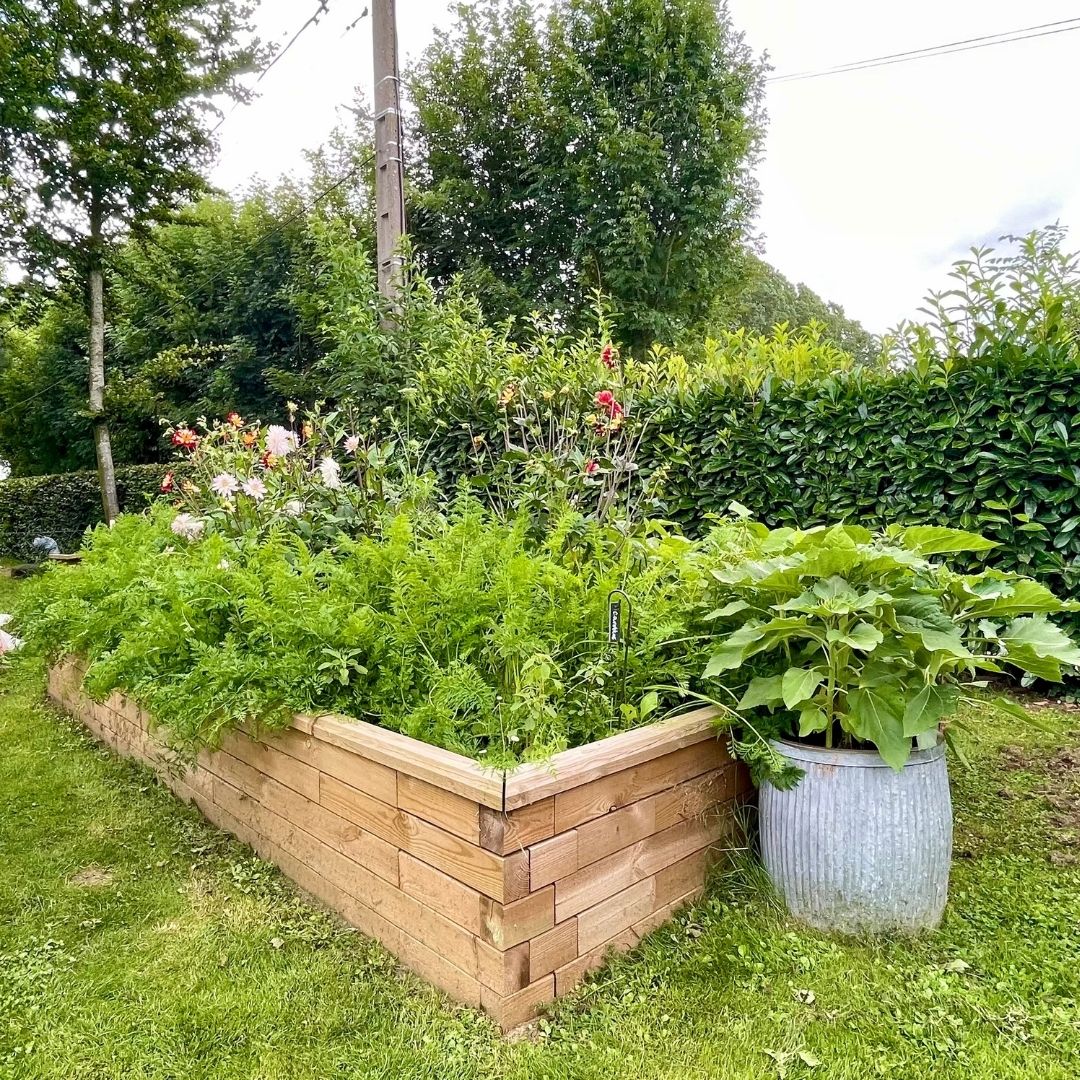 WoodBlocX raised bed