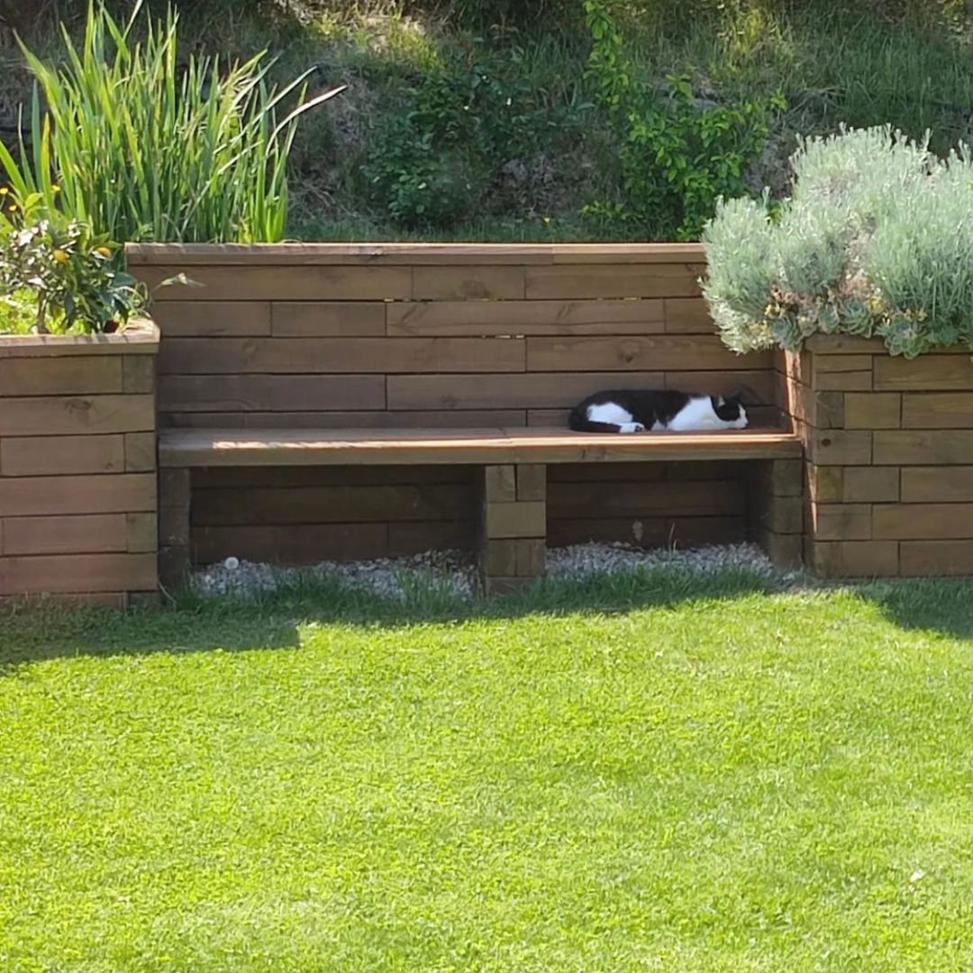 WoodBlocX retaining wall
