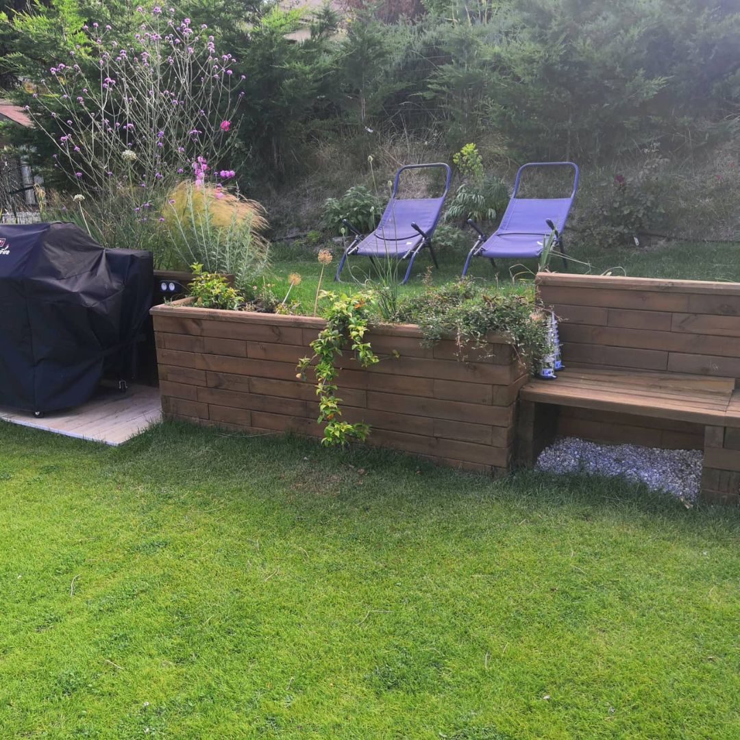 WoodBlocX retaining wall