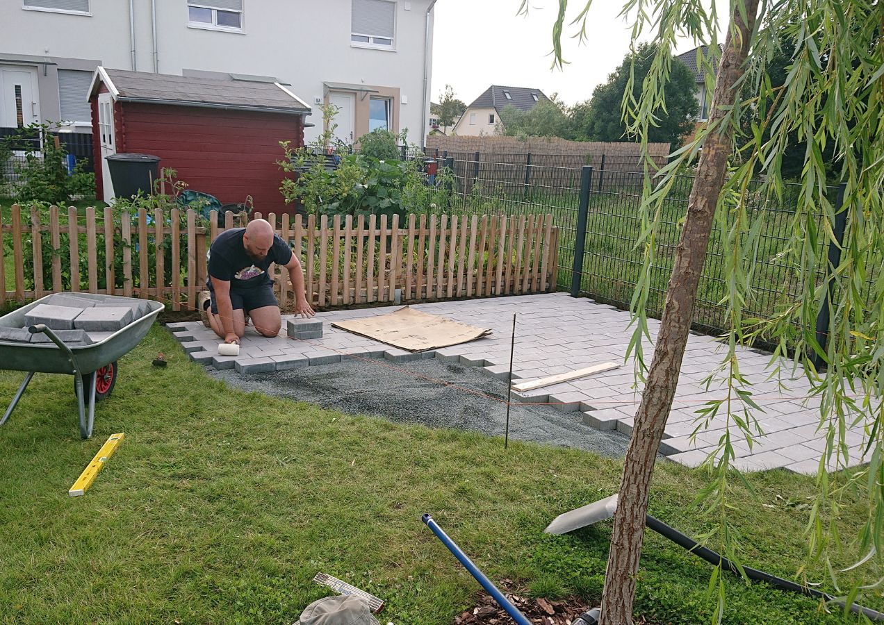 Seb and Katja's garden in progress