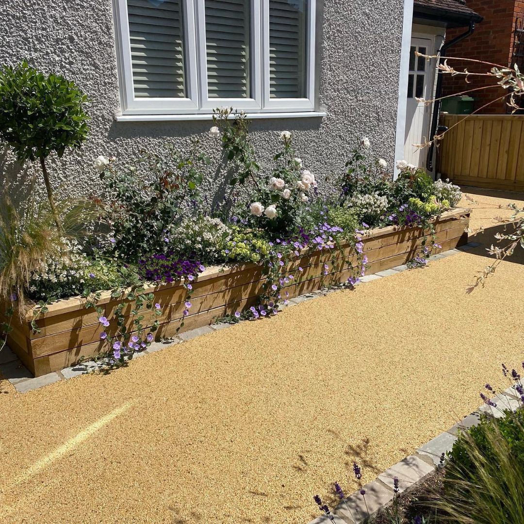 Front garden raised bed