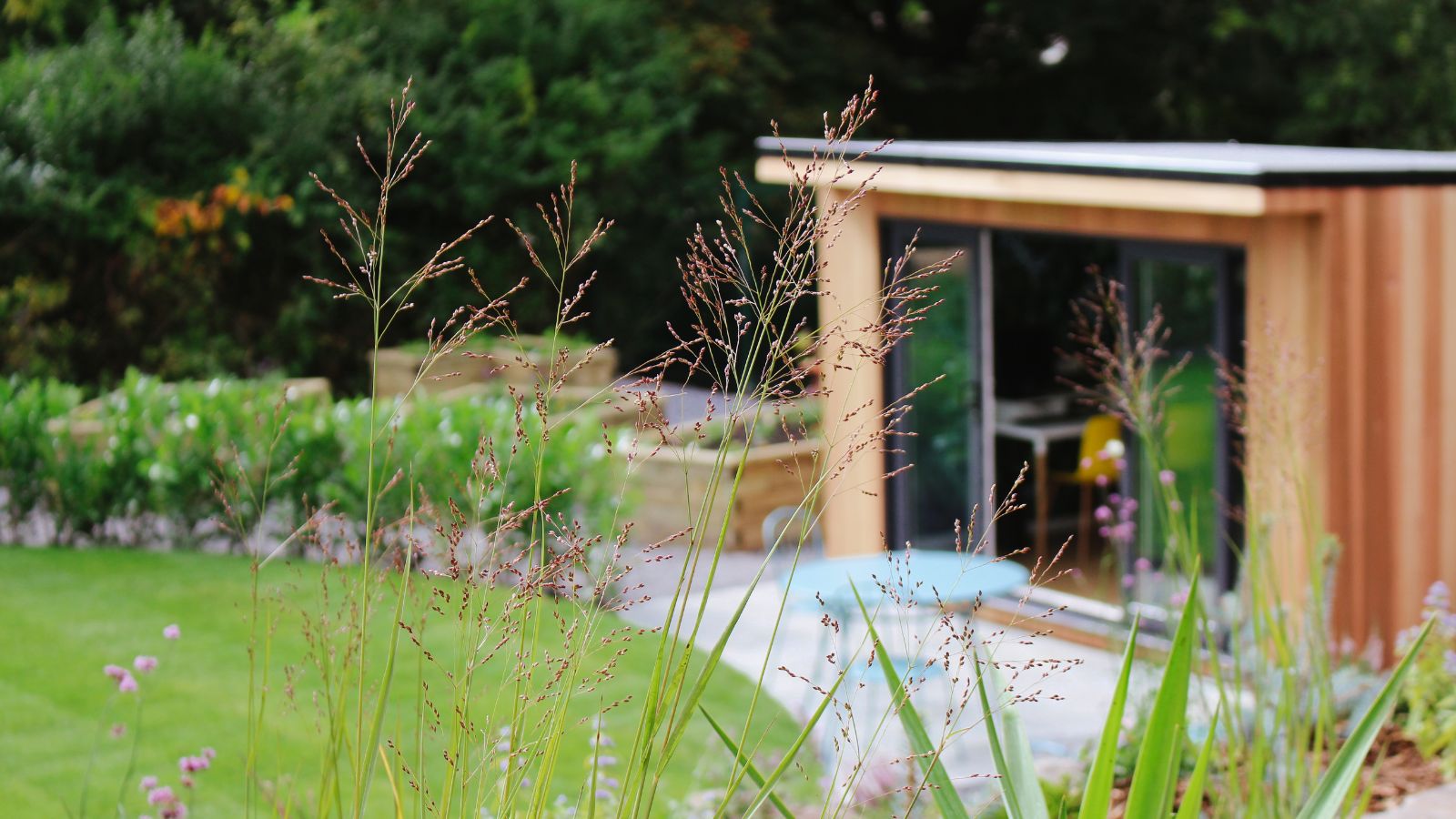 How-to-create-a-sensory-garden (1)