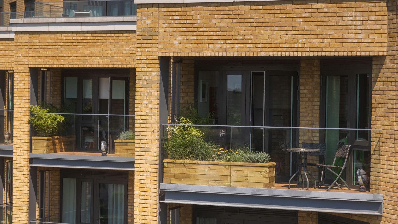 Balcony-planters (1)