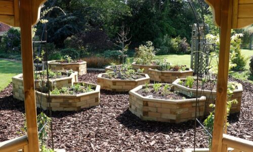 Helen's octagon WoodBlocX planters